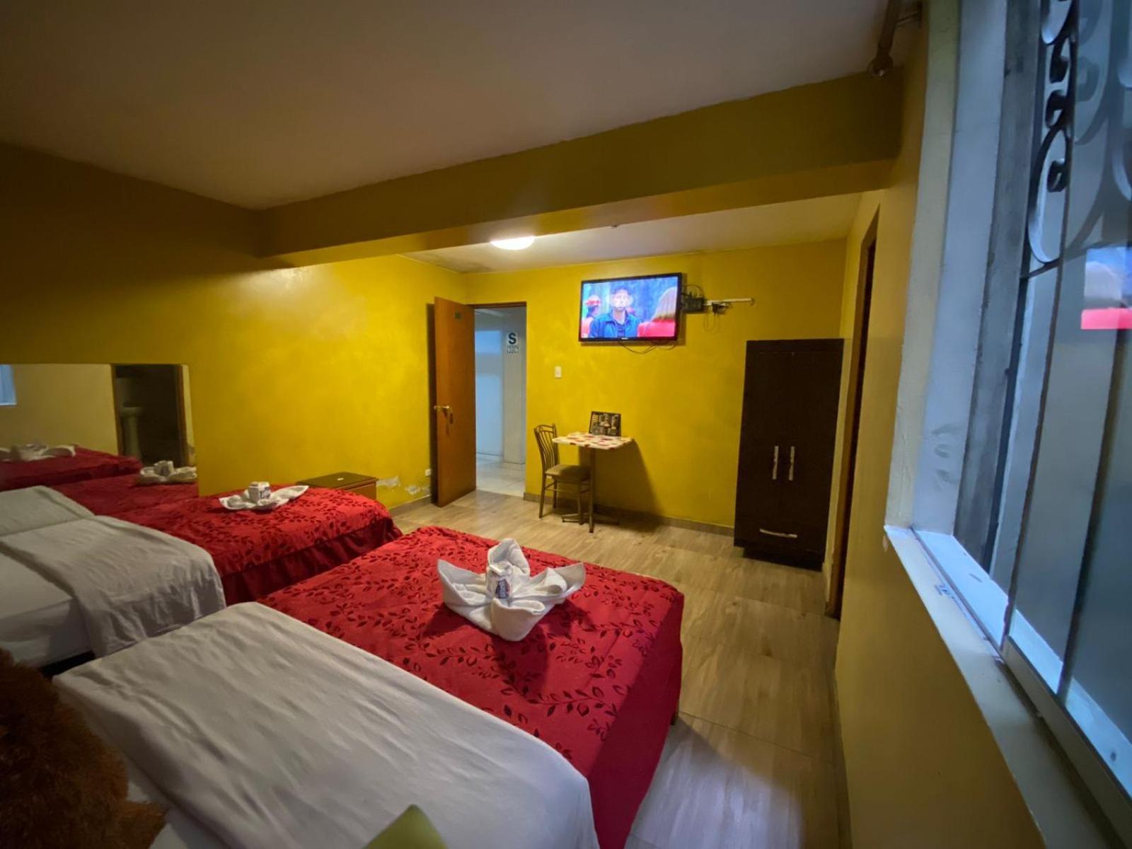 Hotel del amor Spring